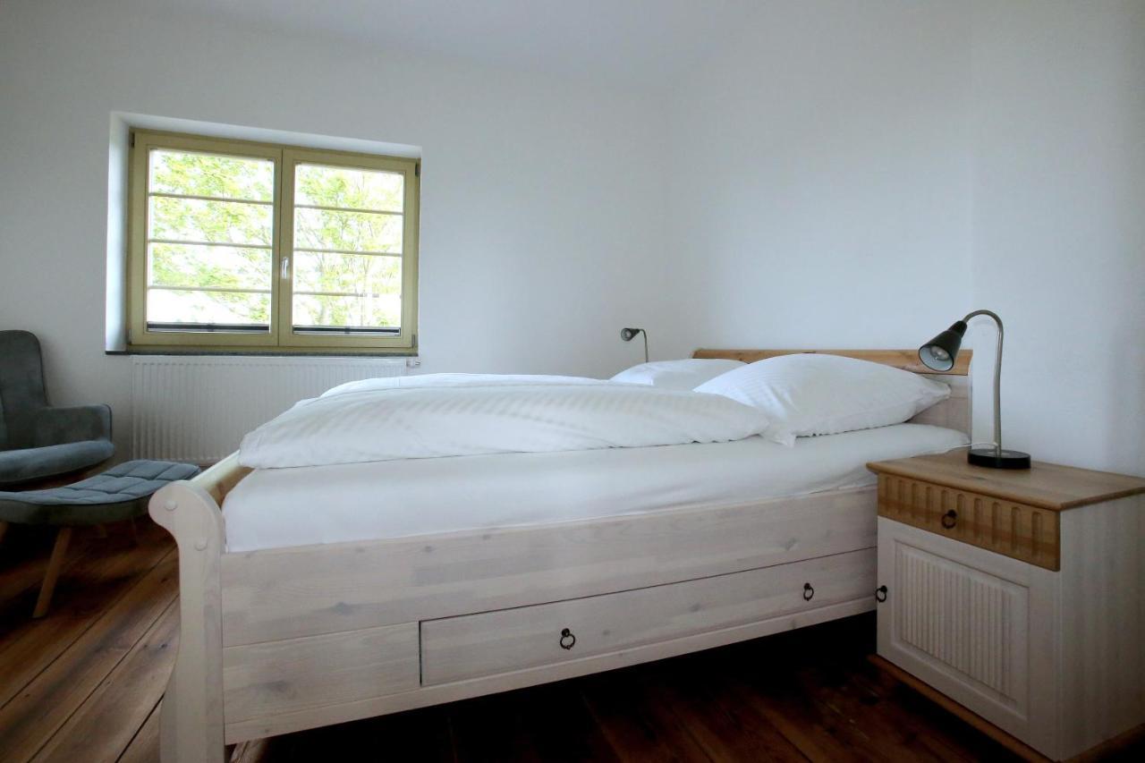 Bahnhof Hohen Mistorf Apartment ภายนอก รูปภาพ