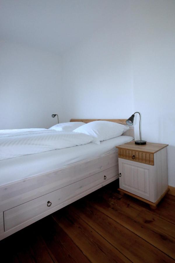 Bahnhof Hohen Mistorf Apartment ภายนอก รูปภาพ
